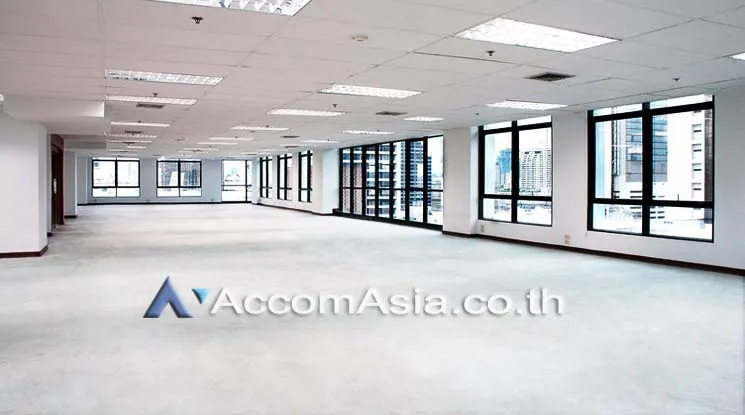 unit Office space For Rent in Silom, Bangkok  near BTS Chong Nonsi (AA10950)